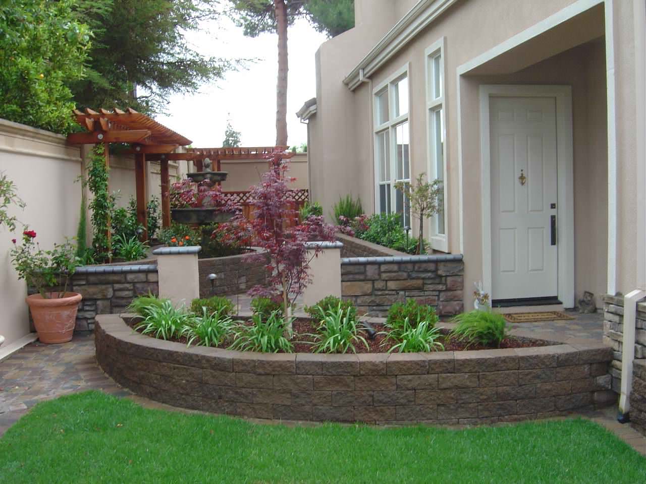 before-and-after-jpm-landscape-img~1eb1112000fc468c_16-7945-1-5bafa4f