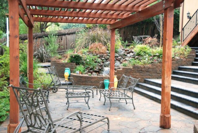 backyard-pergola-shade-structures-jpm-landscape-img~c8417a8a00fe4643_14-7696-1-0dc5f6c