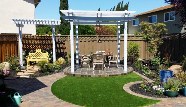 backyard-spaces-jpm-landscape-img~52f131ec0619ef37_14-7101-1-7adea77 (1)