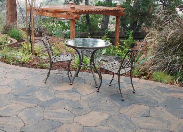 backyard-spaces-jpm-landscape-img~c101456e012f17ba_14-2535-1-20dfd54