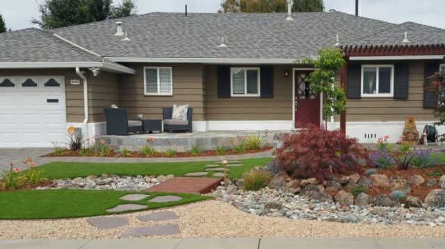 front-yard-landscapes-jpm-landscape-img~3101c04607c5a77a_14-8800-1-a4ab22b