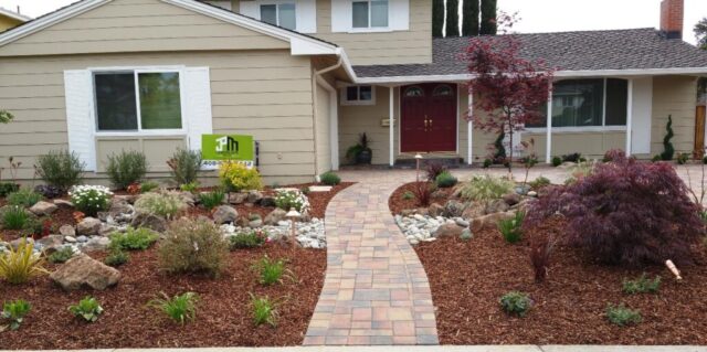 front-yard-landscapes-jpm-landscape-img~70a197bc0541aa0b_14-0533-1-8cc0202