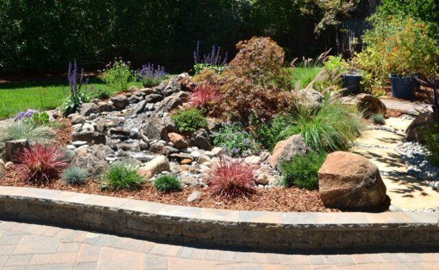 garden-accents-jpm-landscape-img~0ee17427022eb23c_14-7169-1-8a05599
