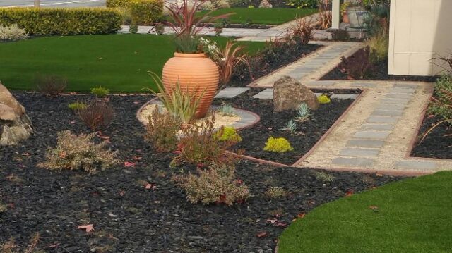 garden-accents-jpm-landscape-img~b471375b089417dc_16-1194-1-f618db8