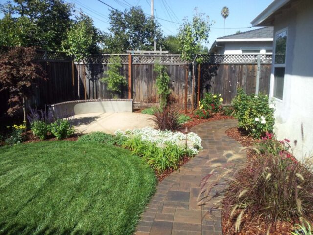 interlocking-pavers-jpm-landscape-img~2fe179d30606c11e_14-9278-1-ba69a7a